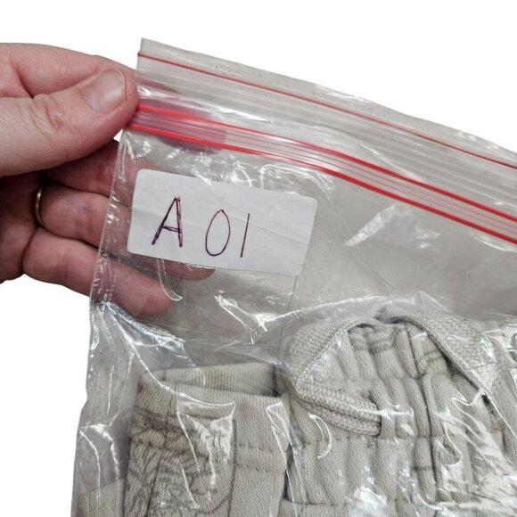 Nike Kids "Sole Food" Graphic Shorts M Beige Pull On Sweats Drawstring Burger - Picture 9 of 9